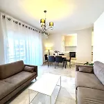 Art Vacation For 7 Guests In Center * Dıraç