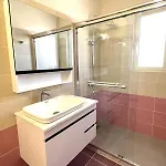 Art Vacation For 7 Guests In Center Daire Dıraç