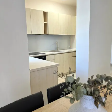 Apartmán Art Vacation For 7 Guests In Center